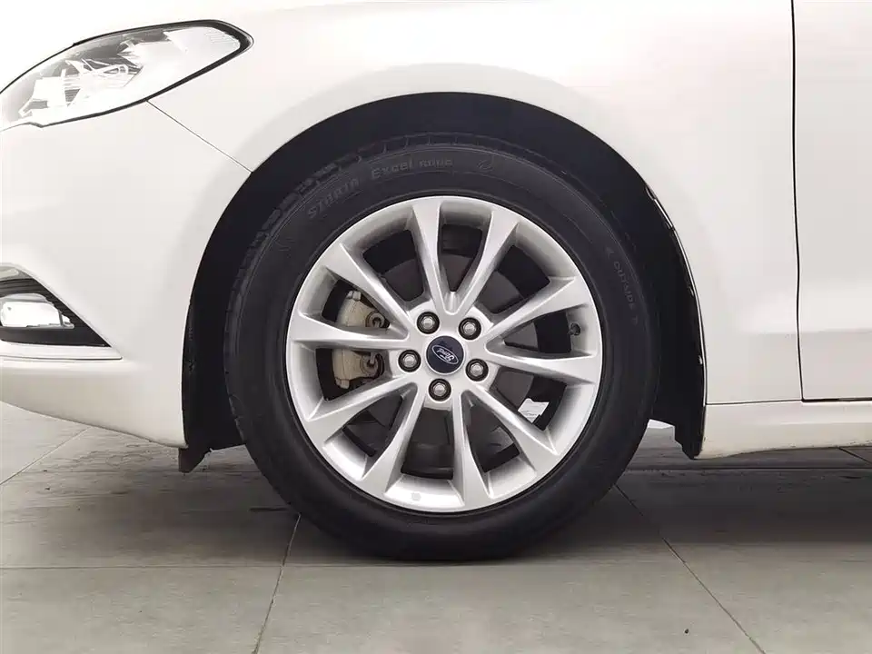 Ford Mondeo Ford Mondeo