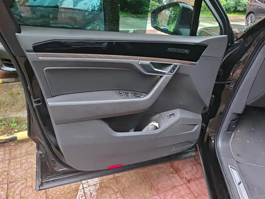 Volkswagen Touareg Volkswagen Touareg
