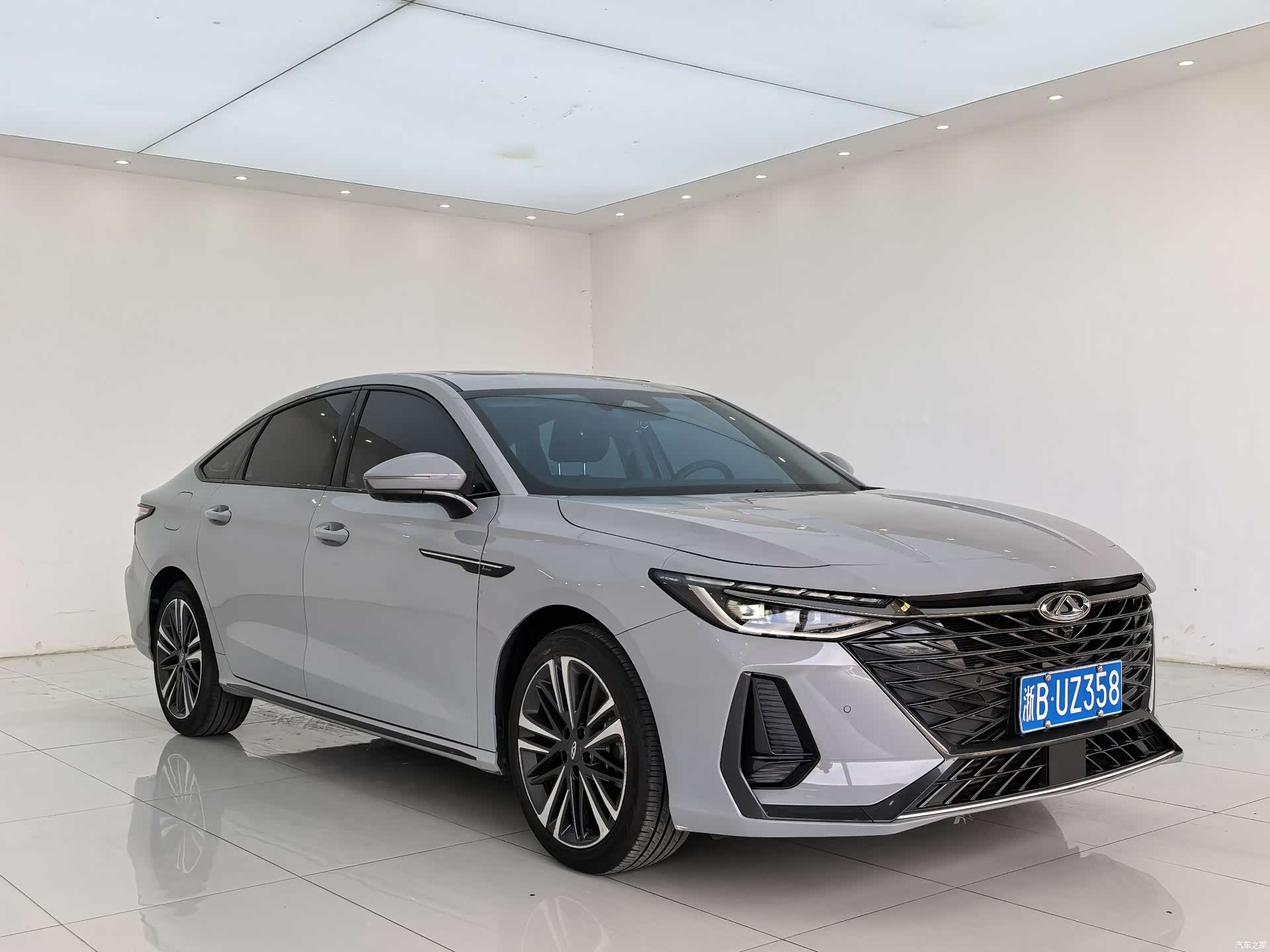 Chery Arrizo 8, 2023 3