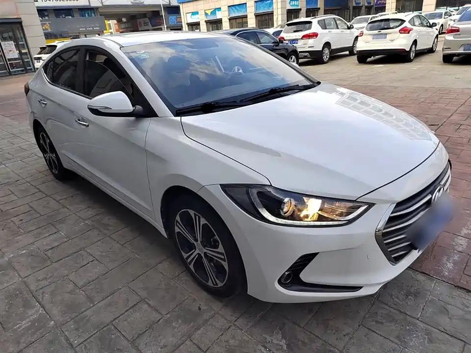 Hyundai Lead Hyundai Lead