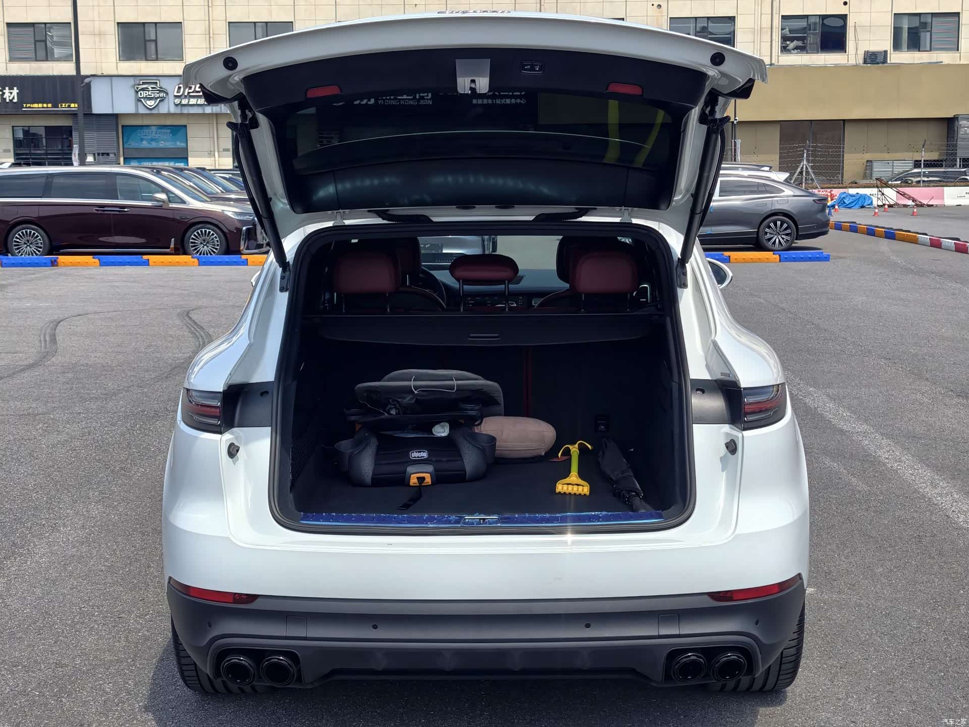 Porsche Cayenne, 2022 13