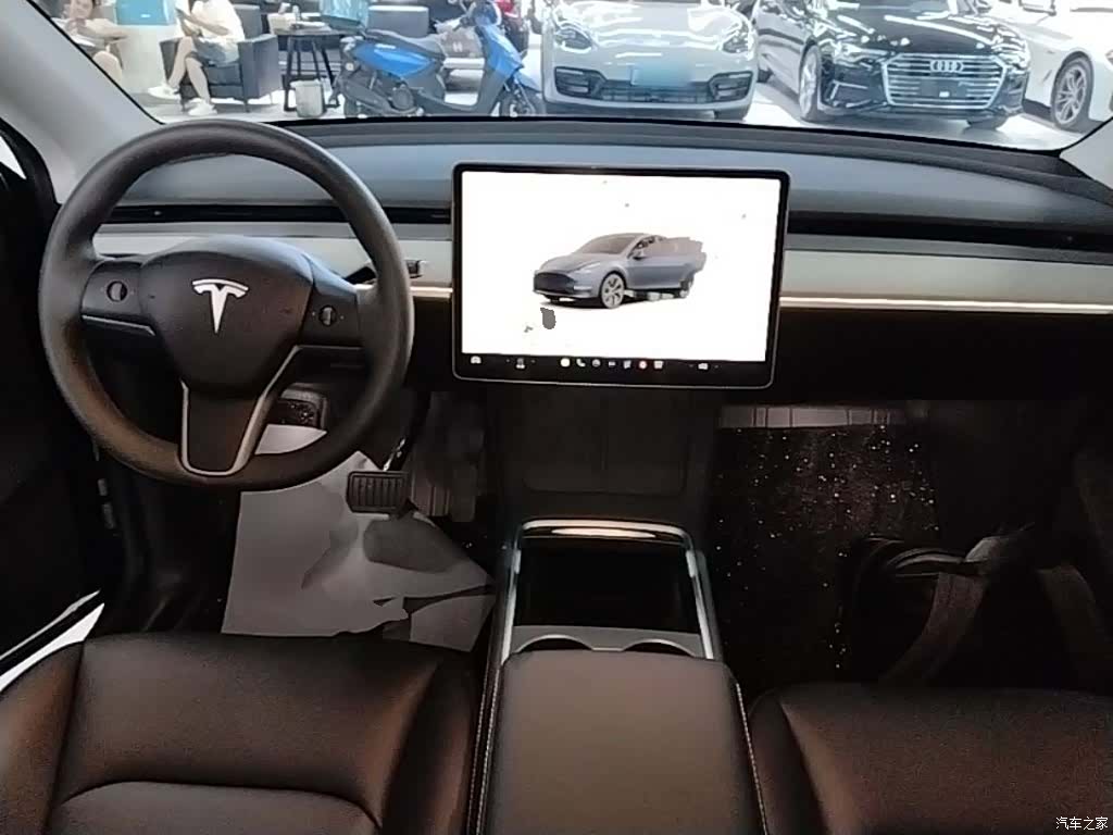 Tesla Model Y, 2024 10