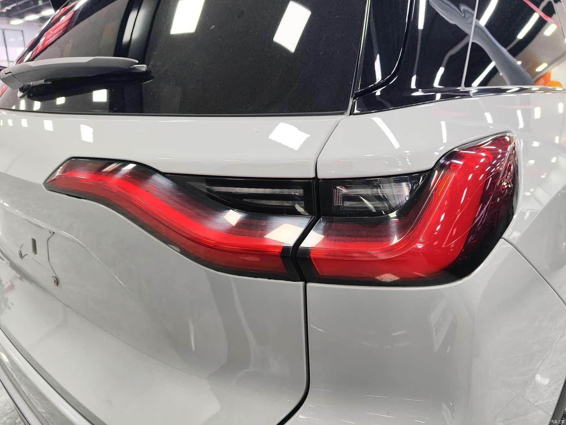 NIO ES8, 2022 24