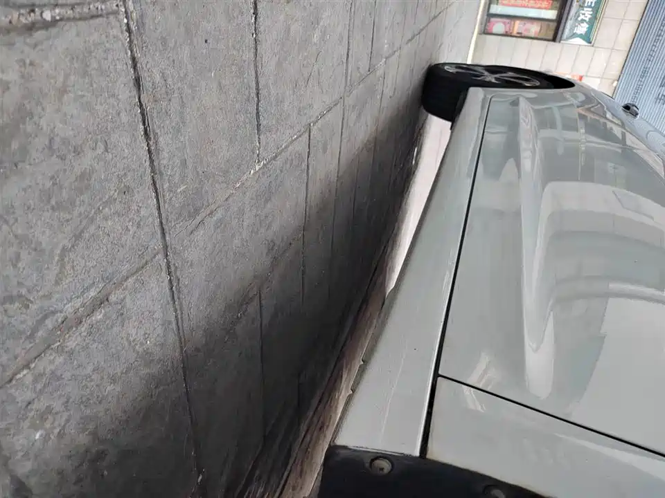 Hyundai Lead Hyundai Lead