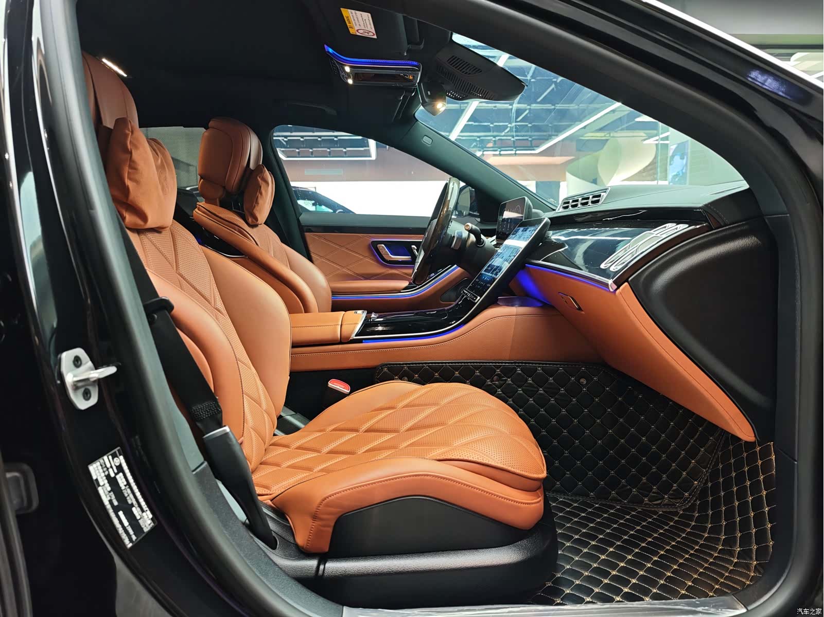 Maybach S-Class, 2023 9