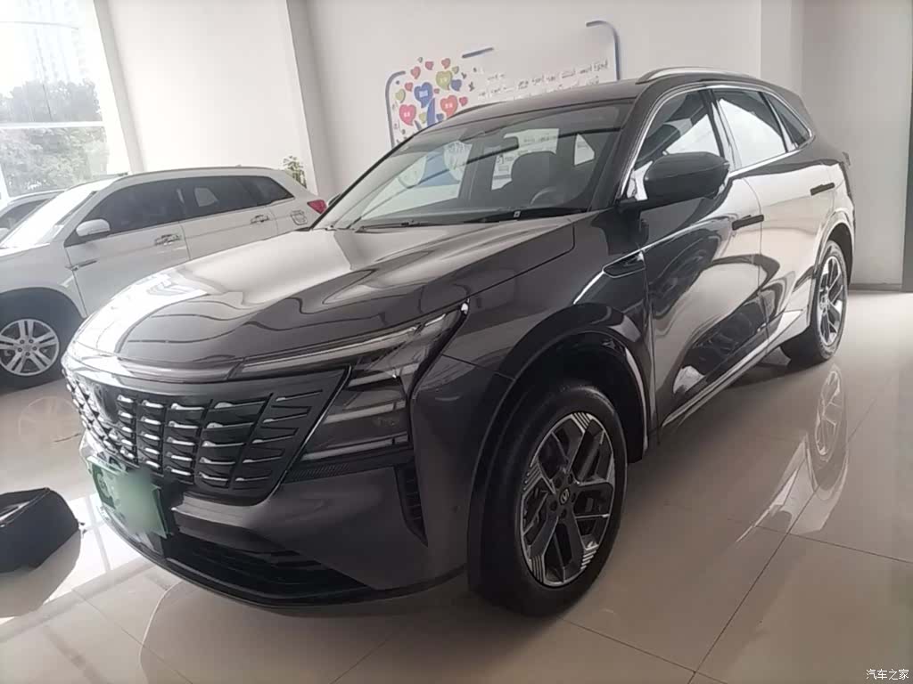 Changan CS75, 2026 1