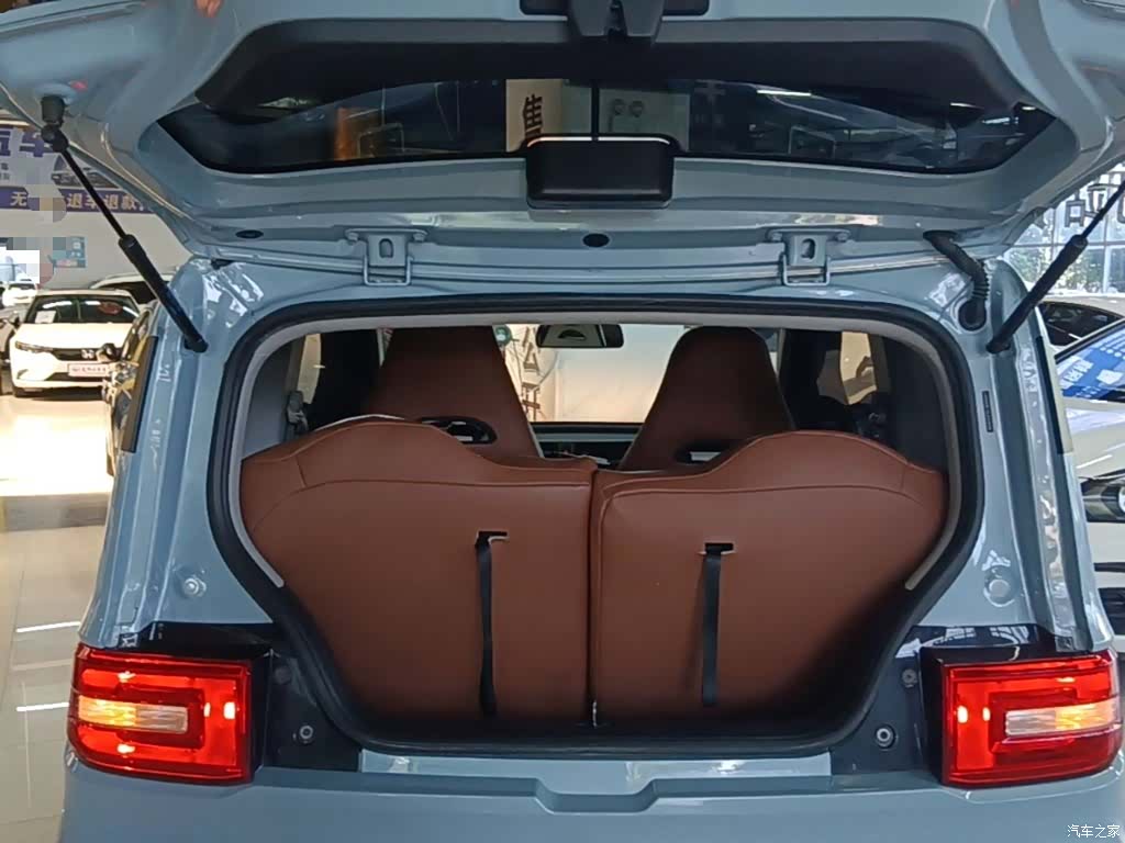 Wuling MINIEV, 2020 19