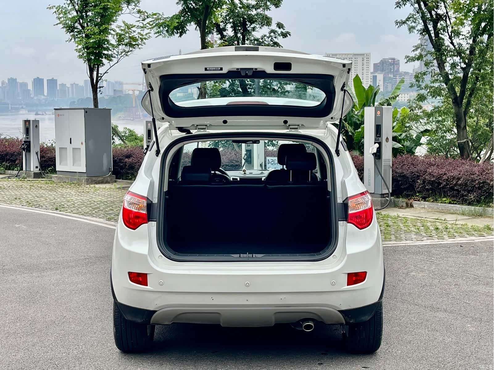 Changan CS35, 2015 23