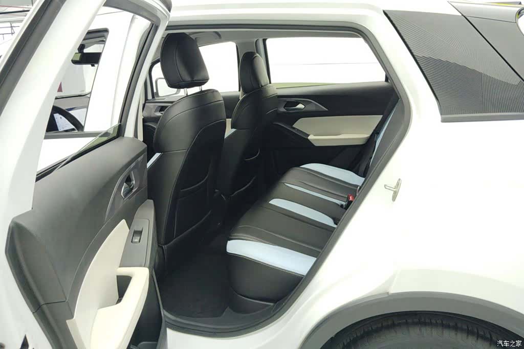 Geely E, 2024 11