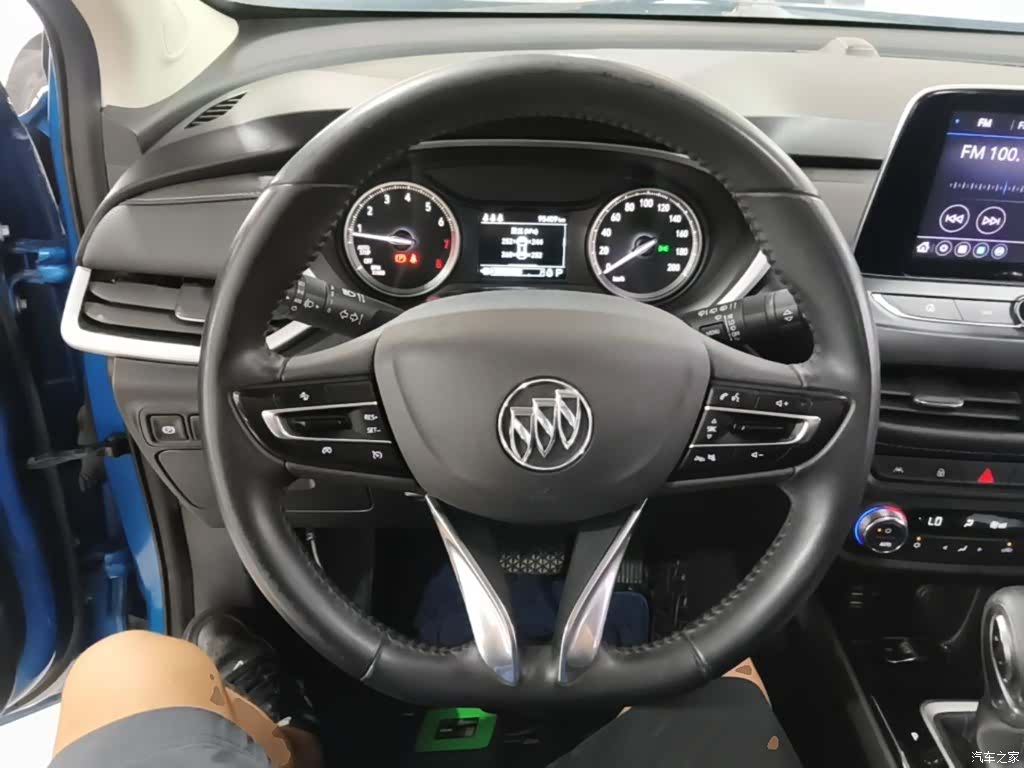 Buick Encore, 2020 11