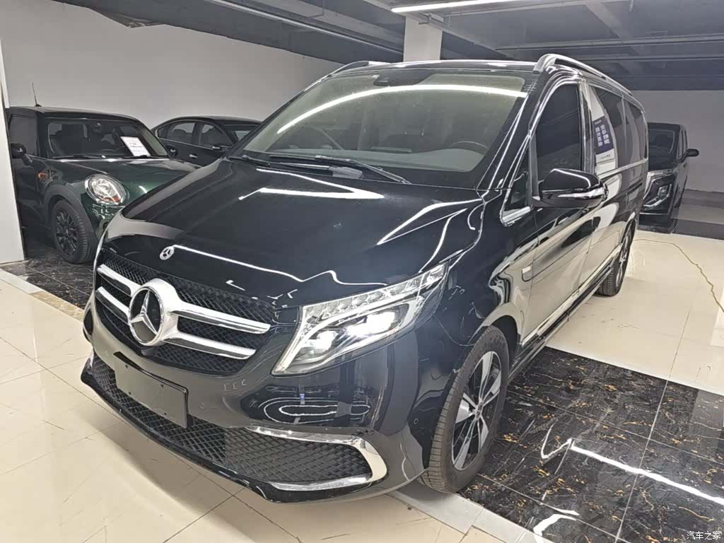 Mercedes-Benz V-Class