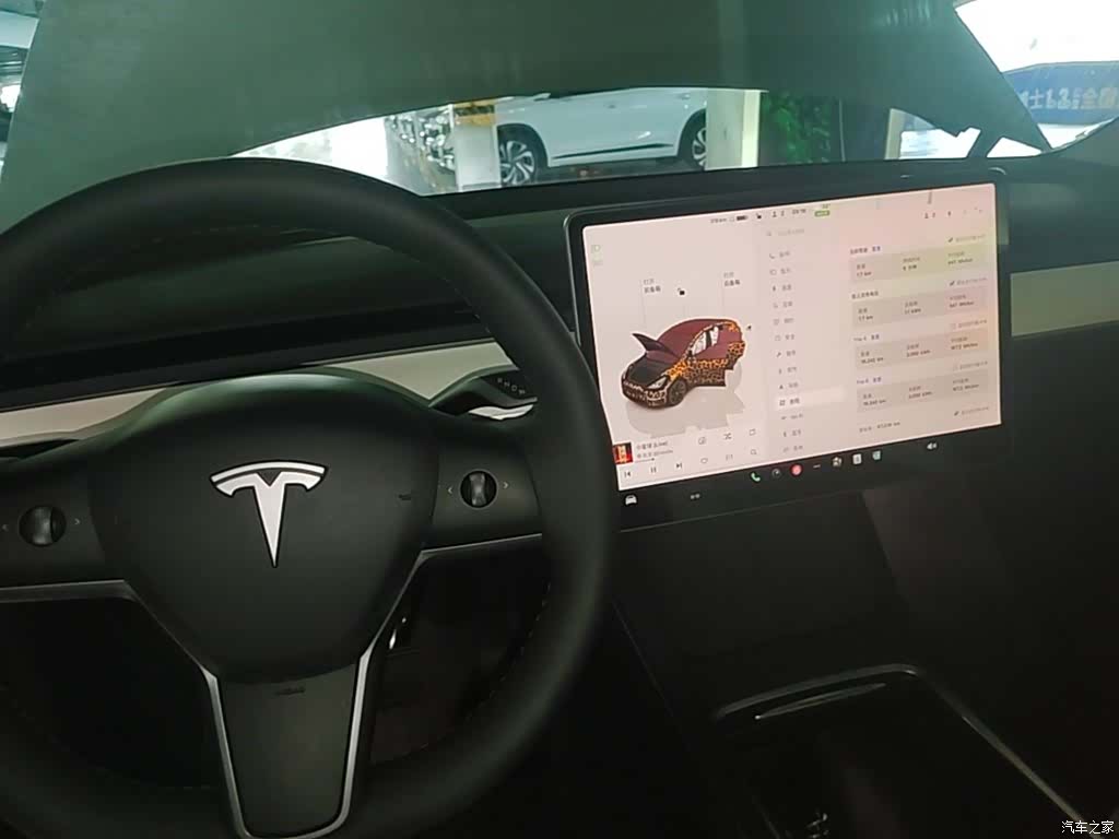 Tesla Model Y, 2023 13