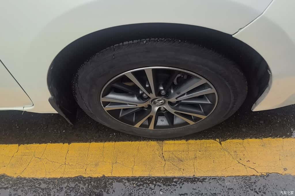 Toyota Levin, 2015 6