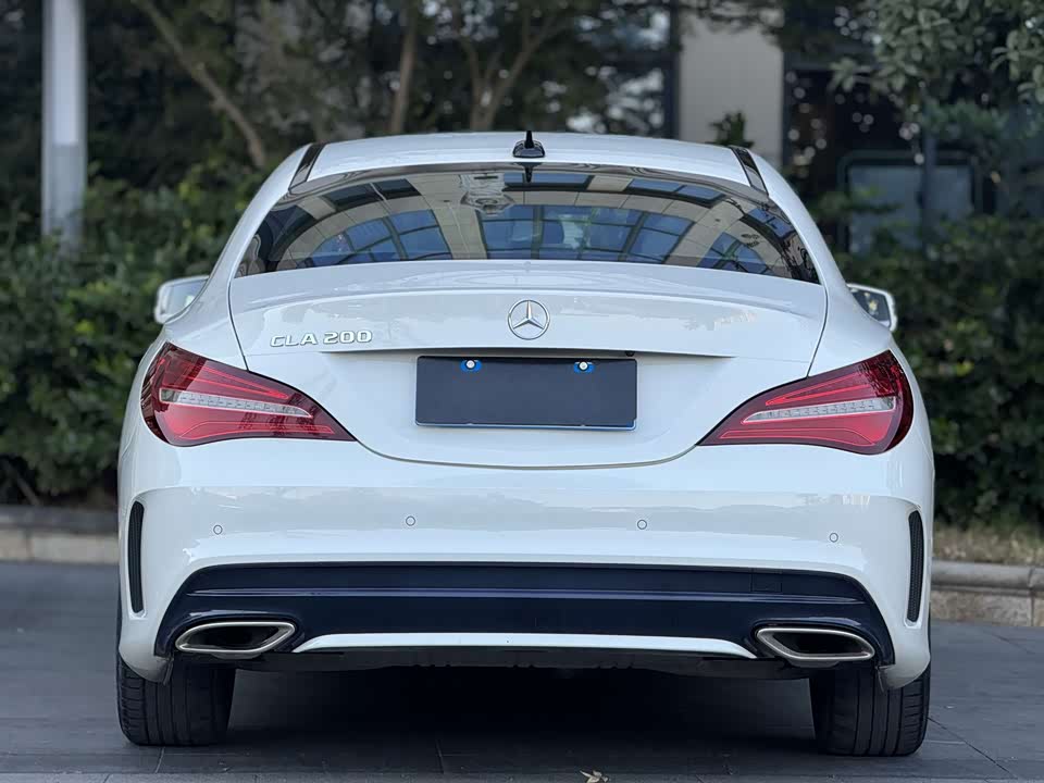 Mercedes-Benz CLA
