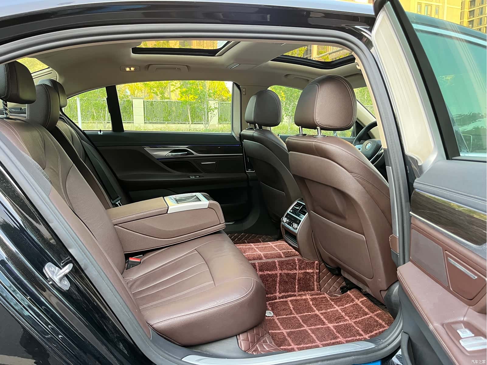 BMW 7 Series, 2017 16