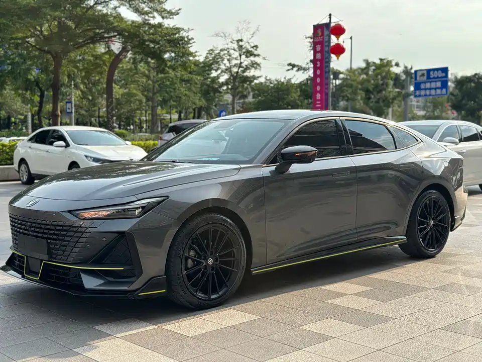 Changan UNI-V