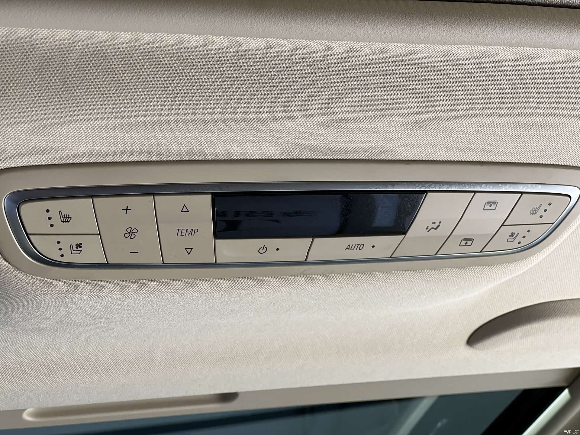 Buick GL8, 2021 11