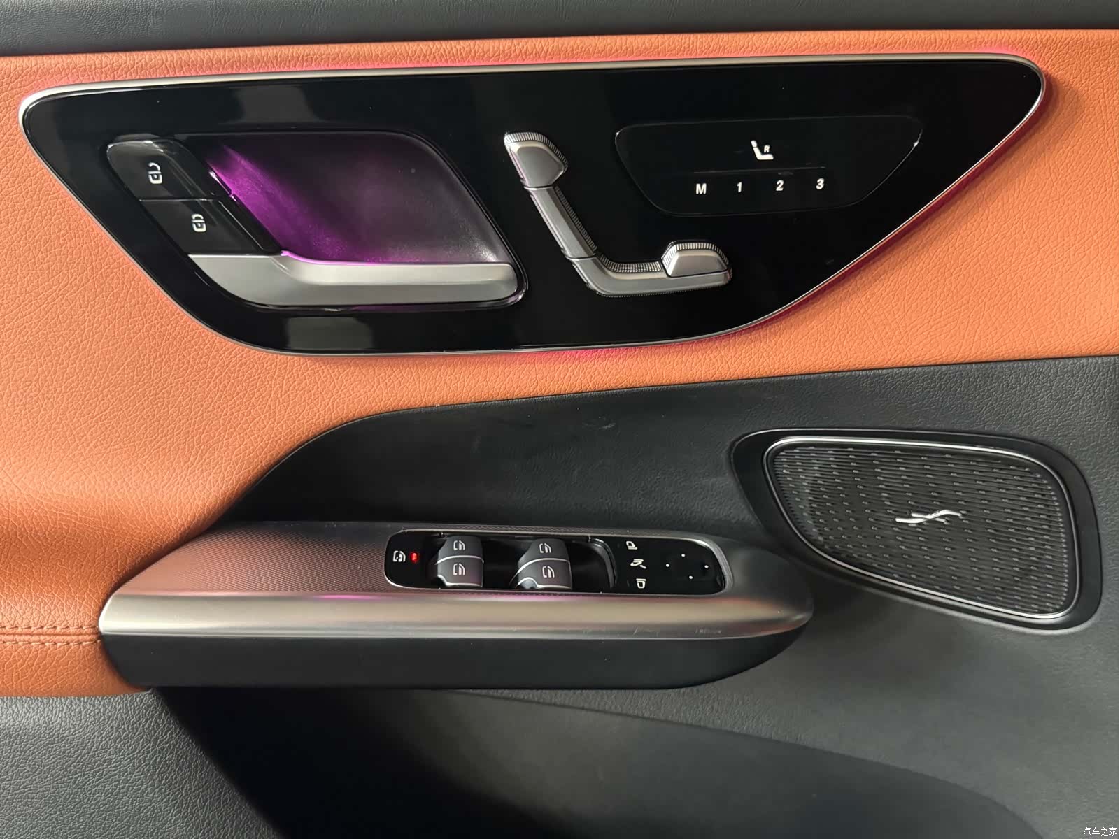 Mercedes-Benz GLC, 2024 11