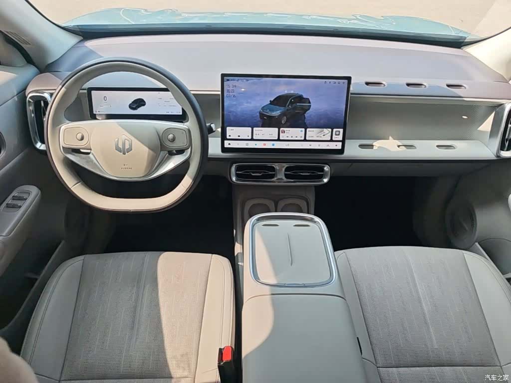 Leapmotor B10, 2025 10