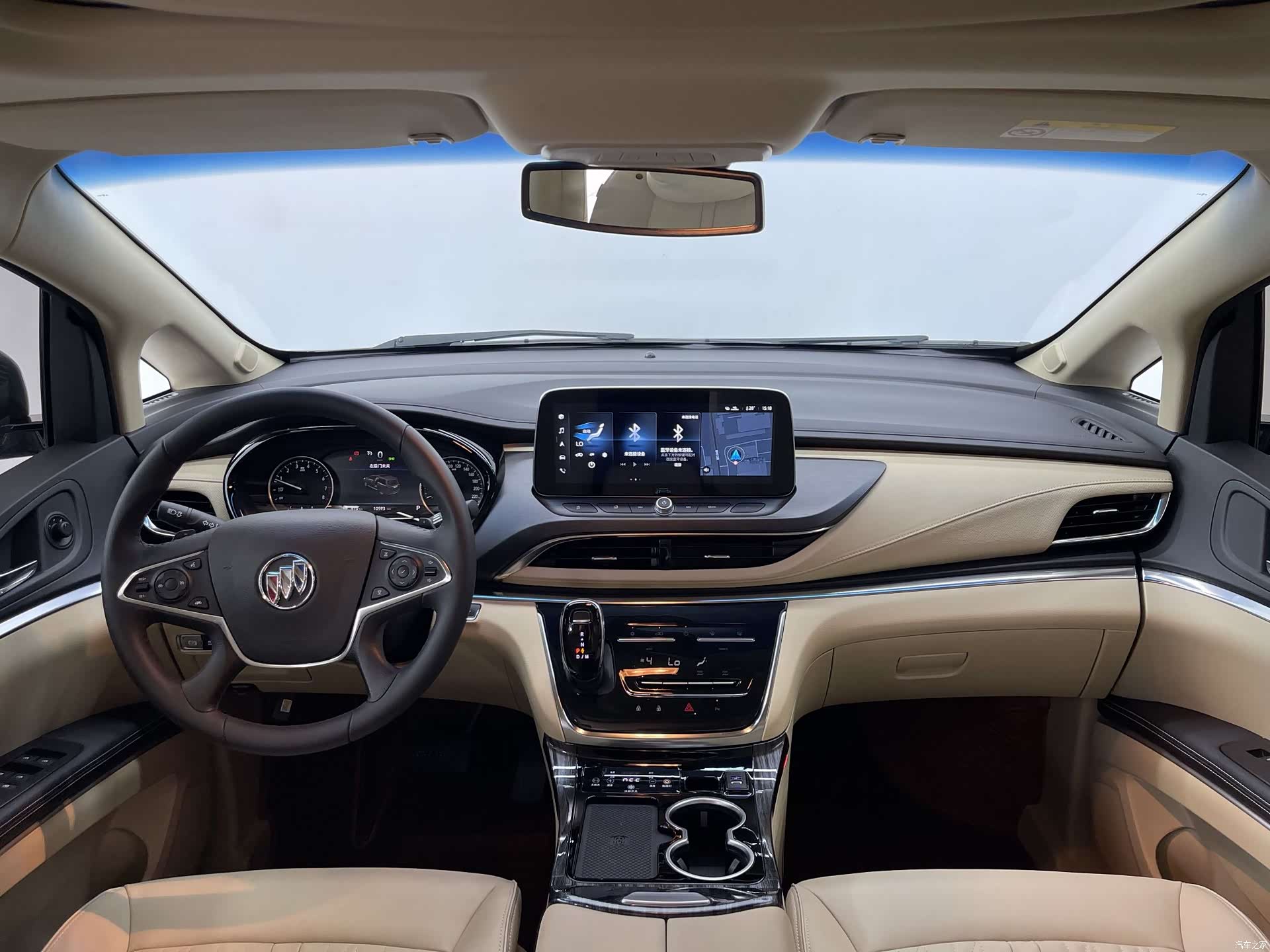 Buick GL8, 2024 13
