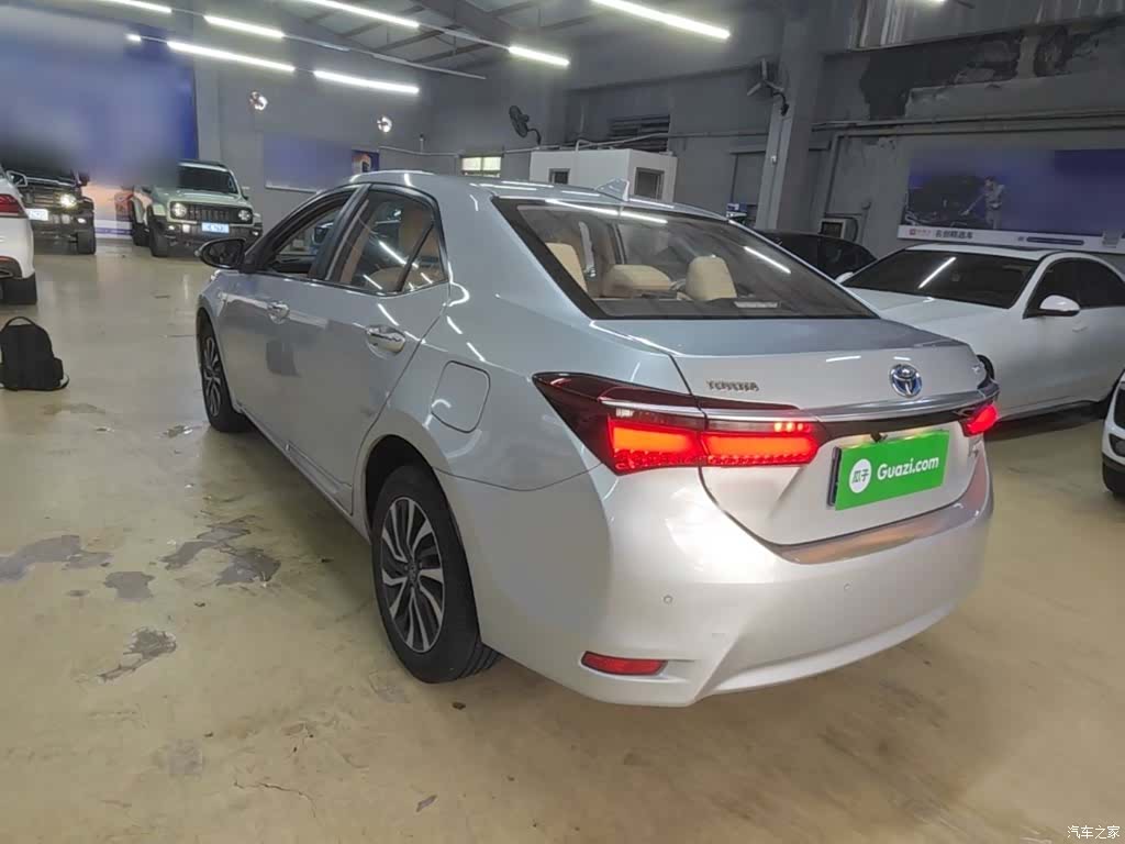 Toyota Corolla, 2017 все фото