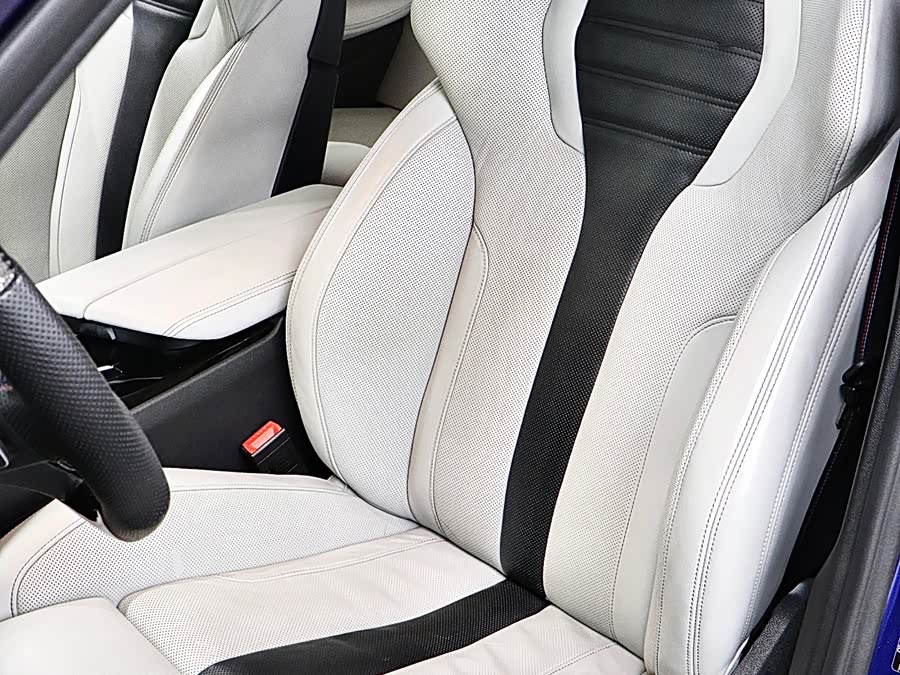 BMW M5 2019, фото 12