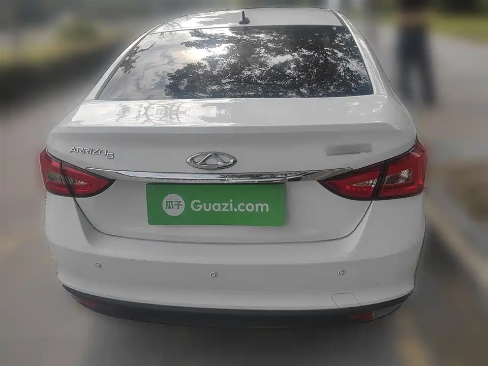Chery Arrizo 5