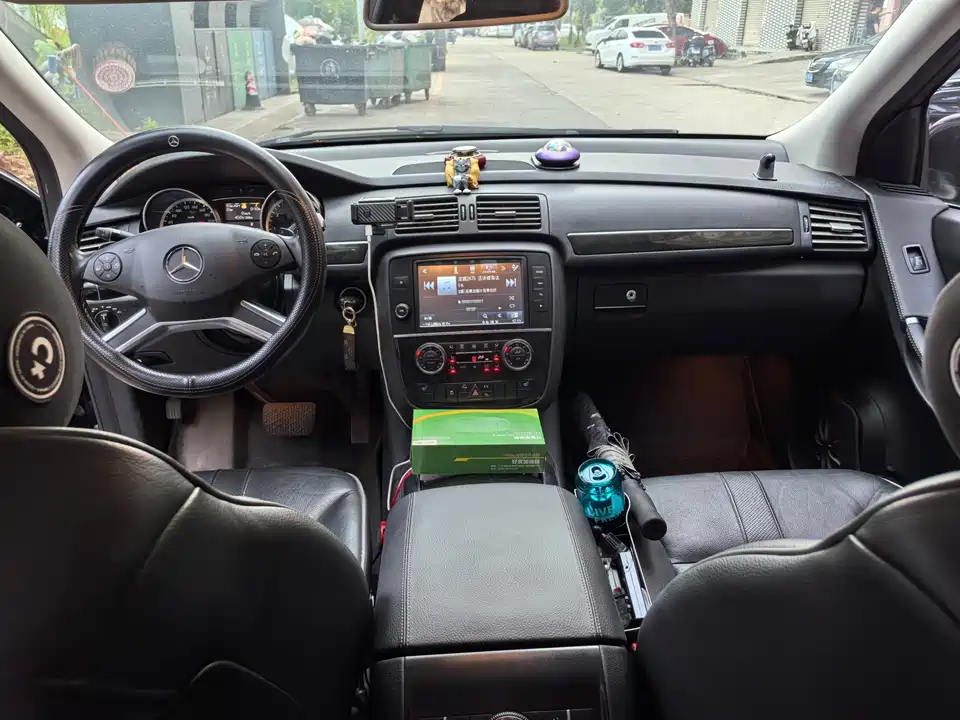 Mercedes-Benz R-class