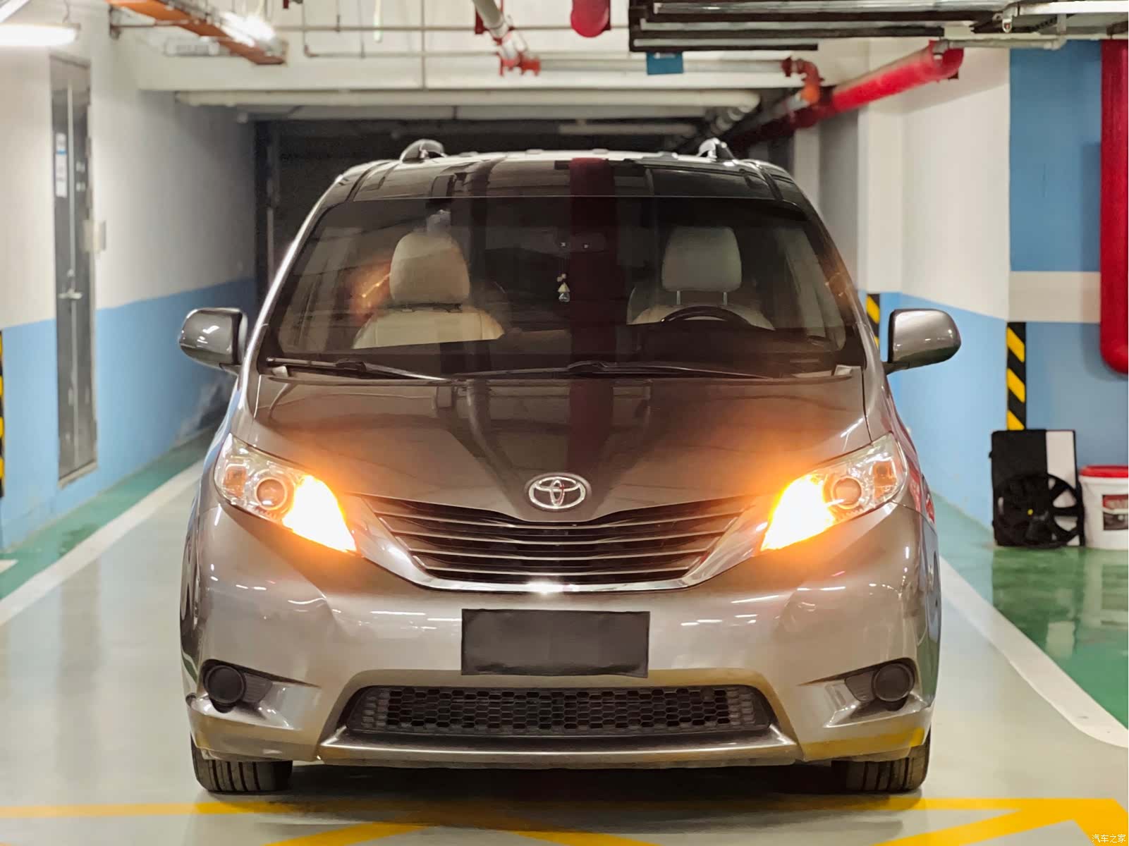 Toyota Sienna, 2017 2