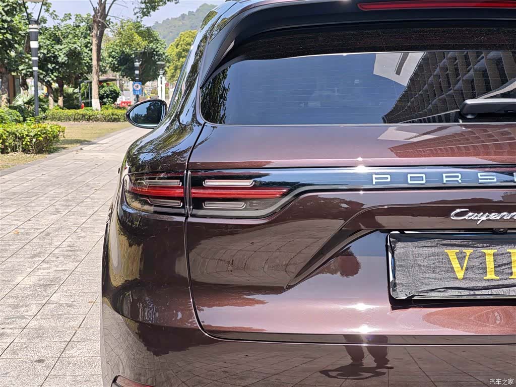 Porsche Cayenne, 2018 13