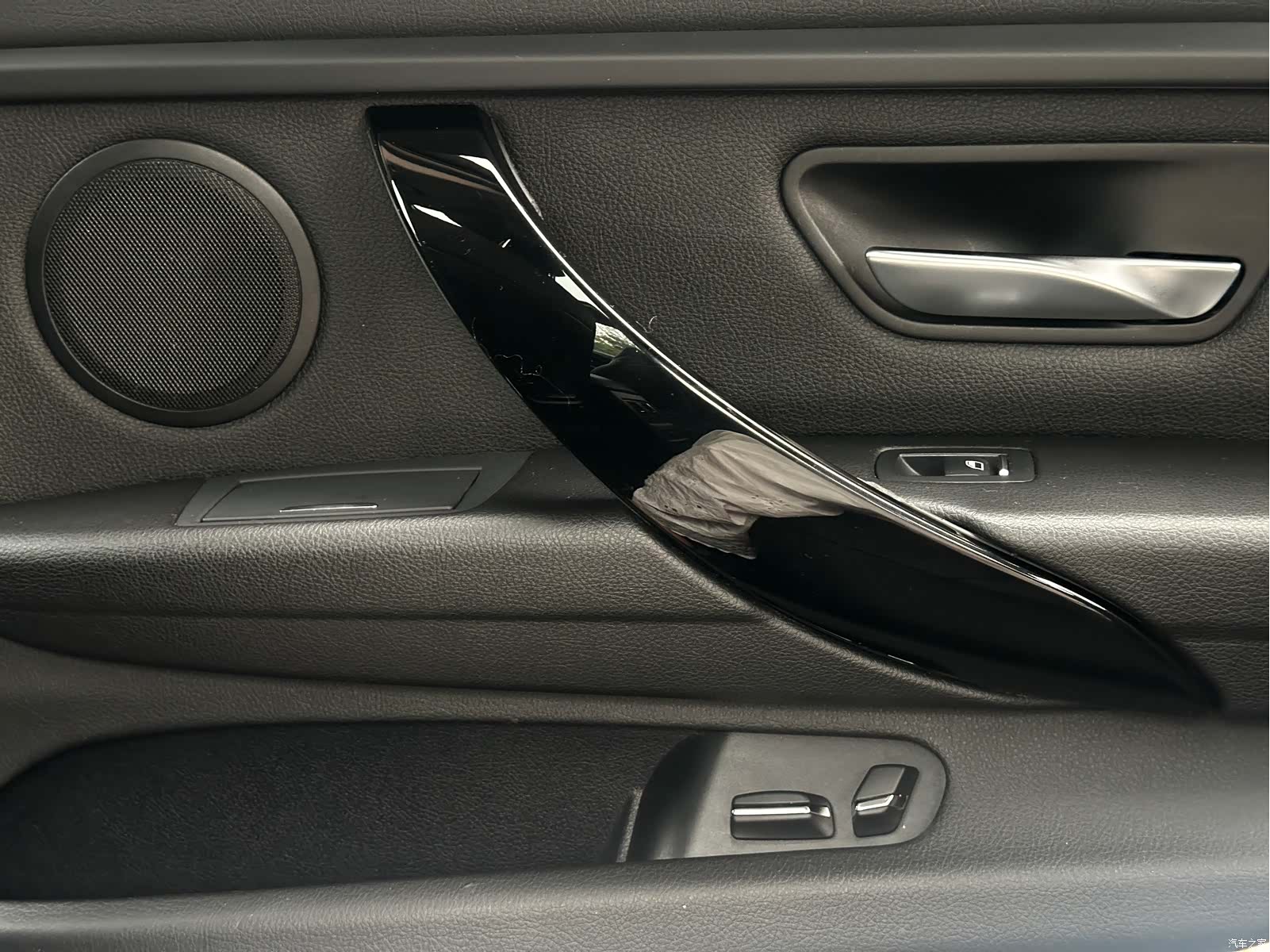 BMW 3 Series, 2019 21
