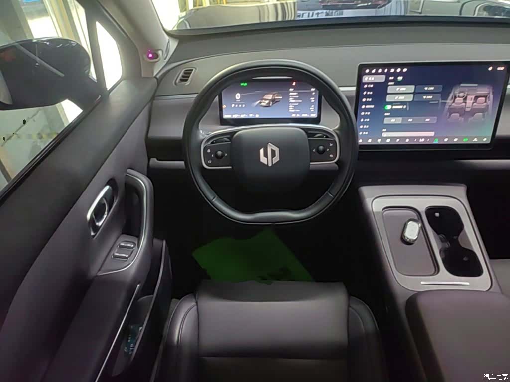 Leapmotor C16, 2024 11