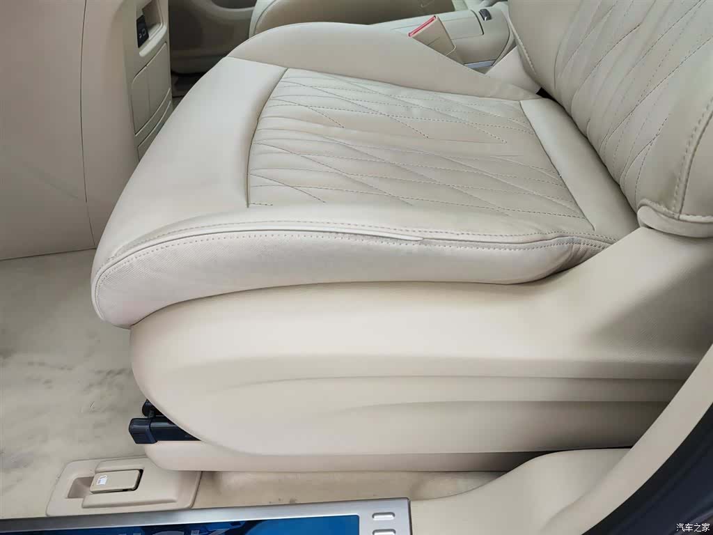 Buick GL8, 2024 20