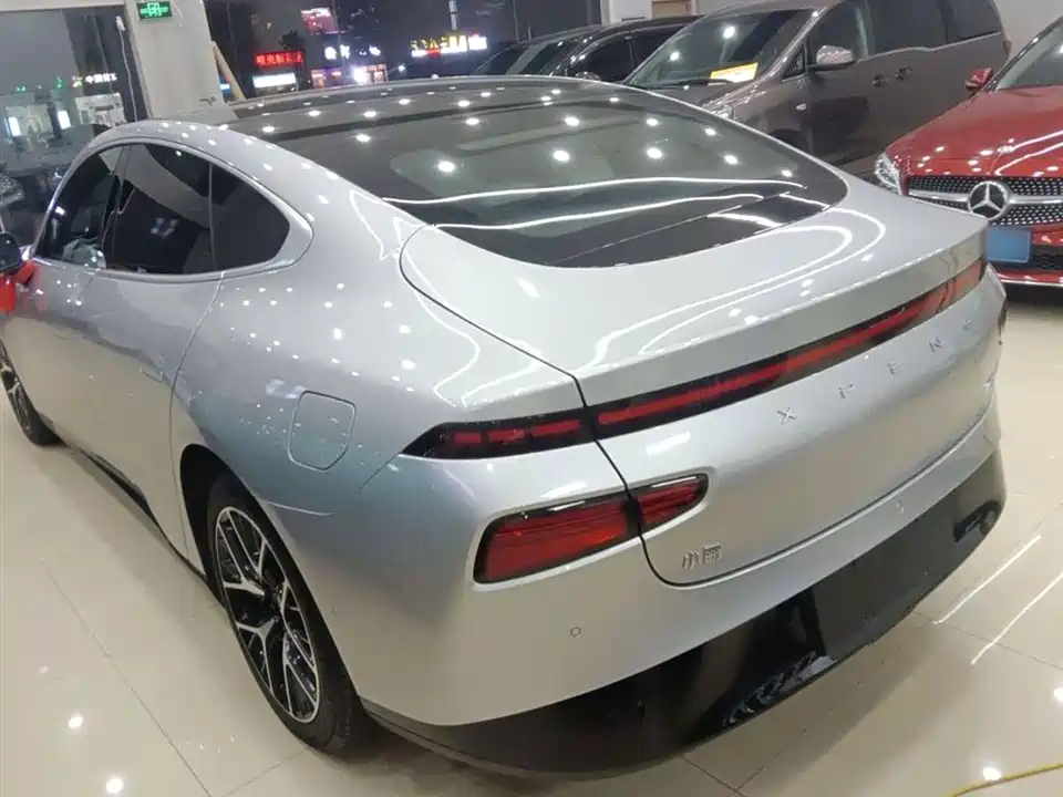 XPENG P7