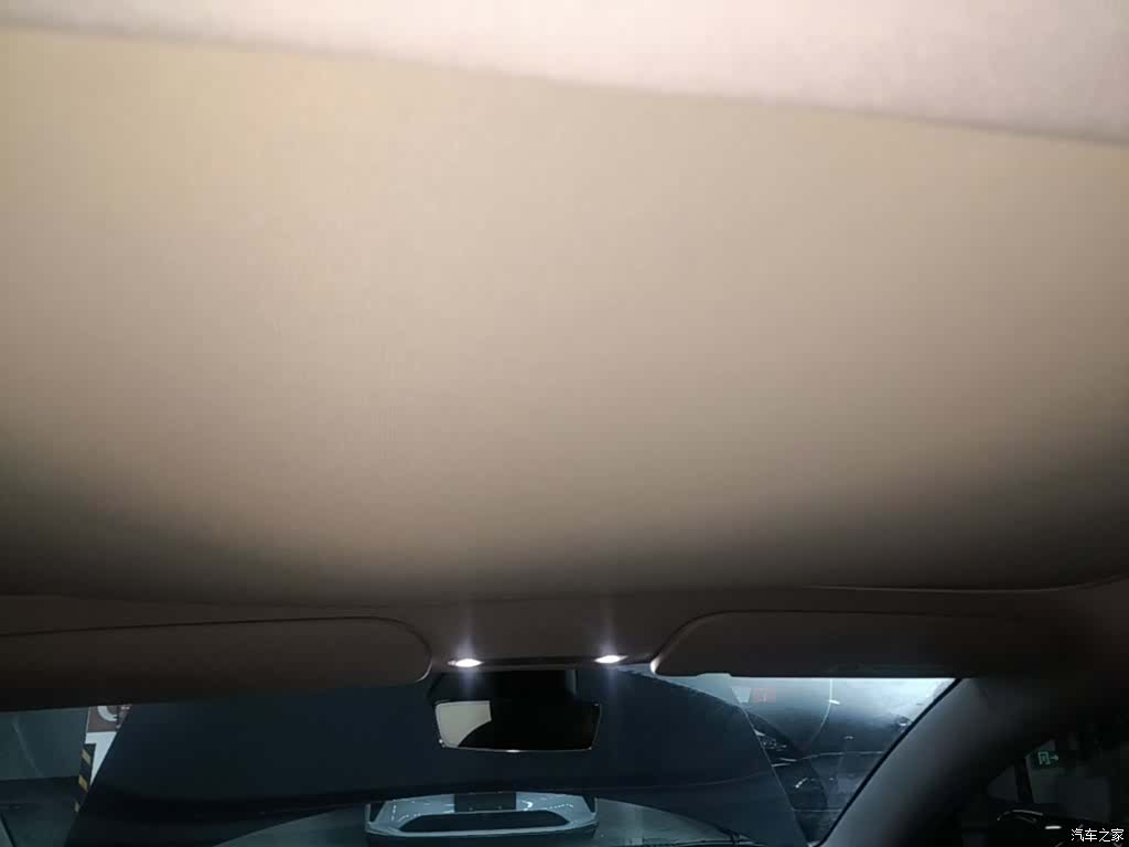 Tesla Model 3, 2024 18