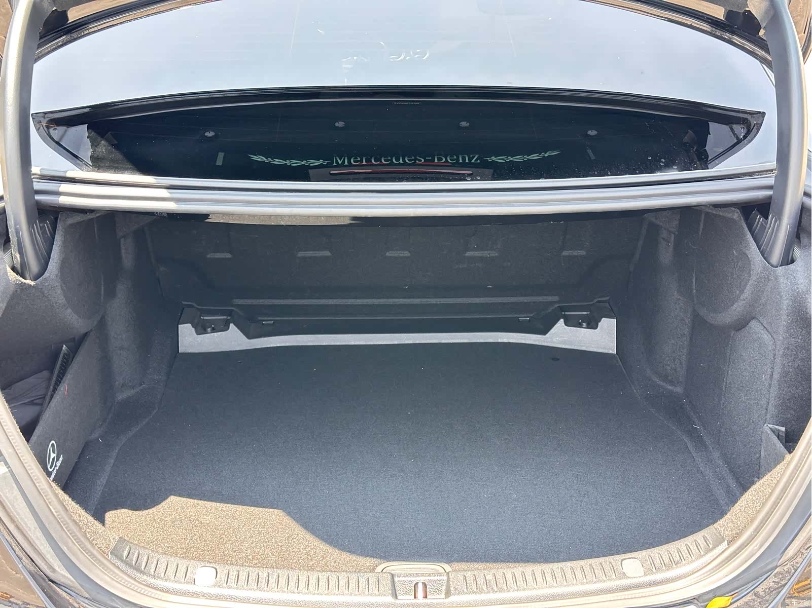 Mercedes-Benz E-Class, 2020 20