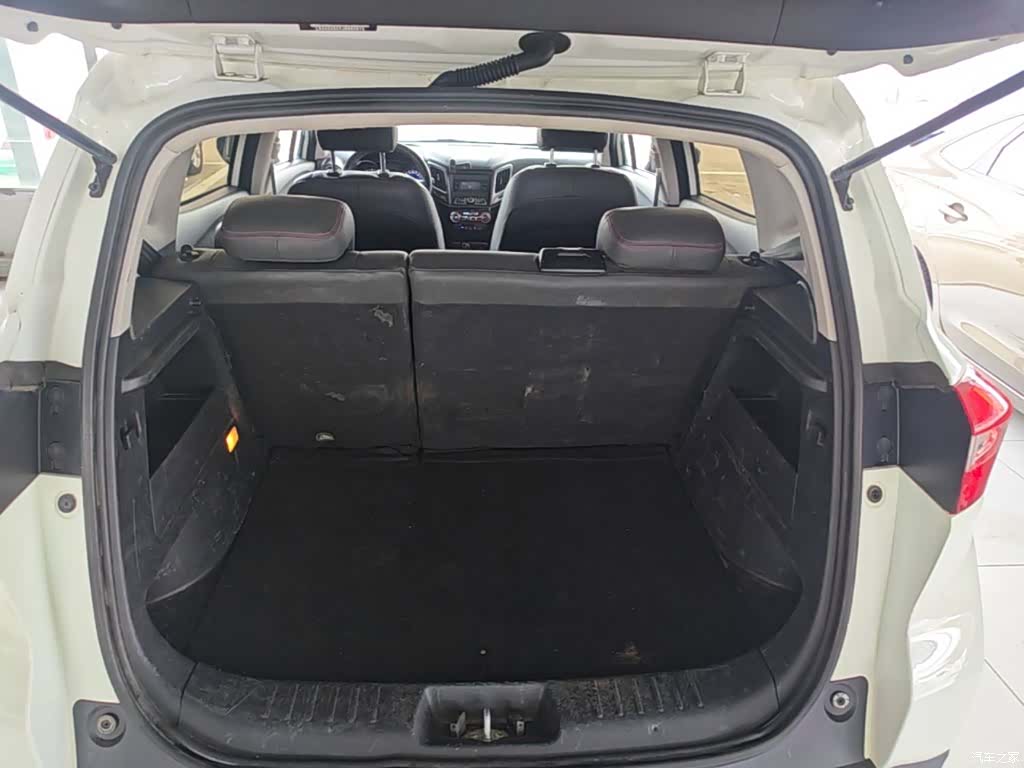 Changan CS15, 2018 15