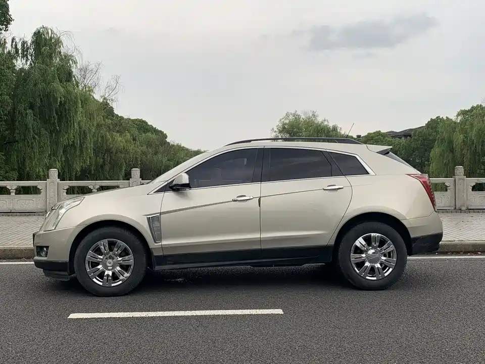 Cadillac SRX
