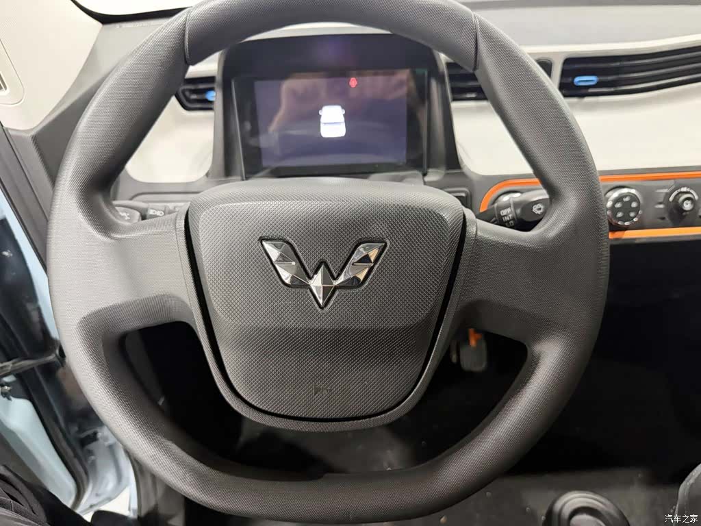 Wuling MINIEV, 2020 8