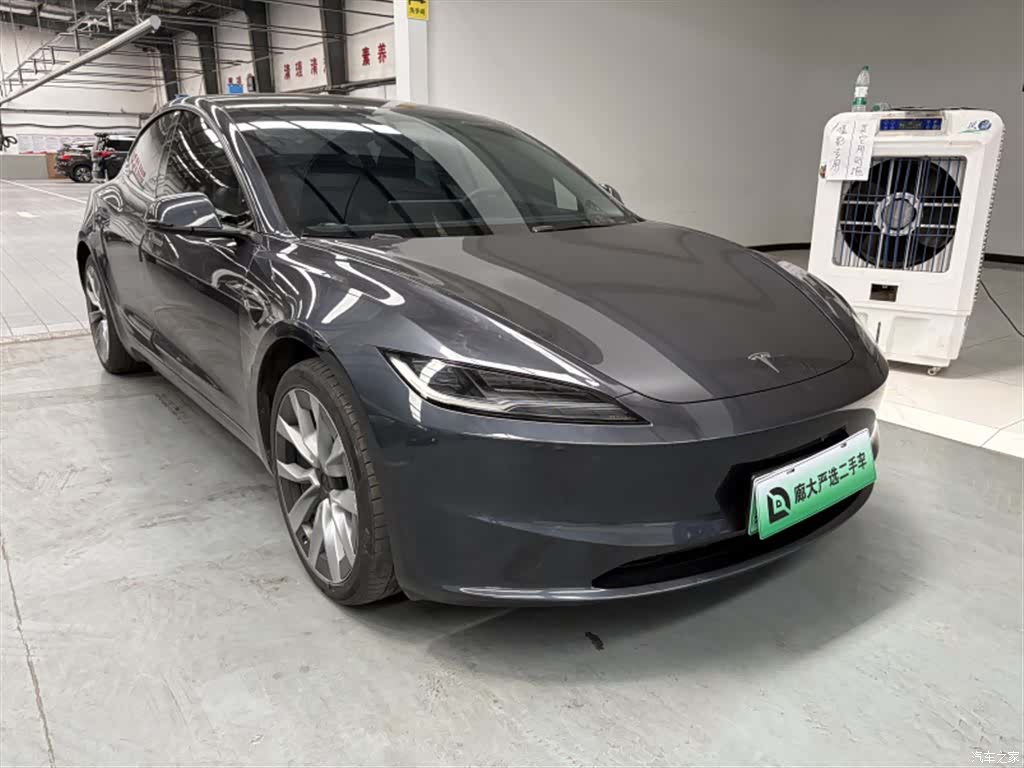 Tesla Model 3, 2024 3