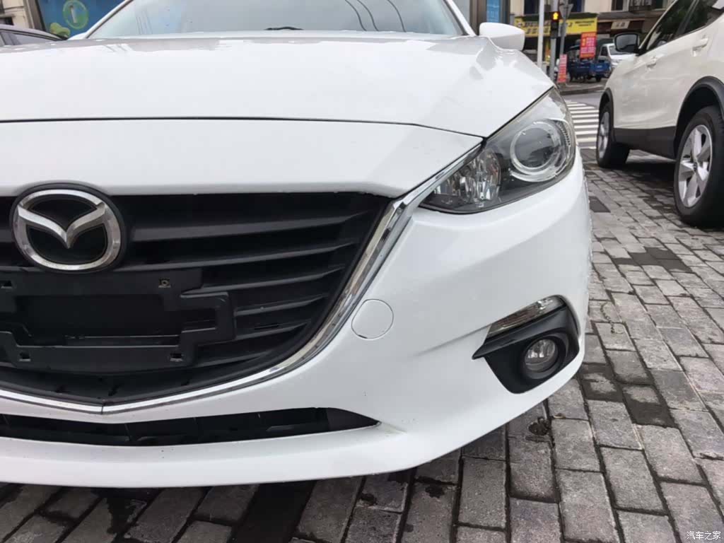 Mazda Mazda3, 2015 24