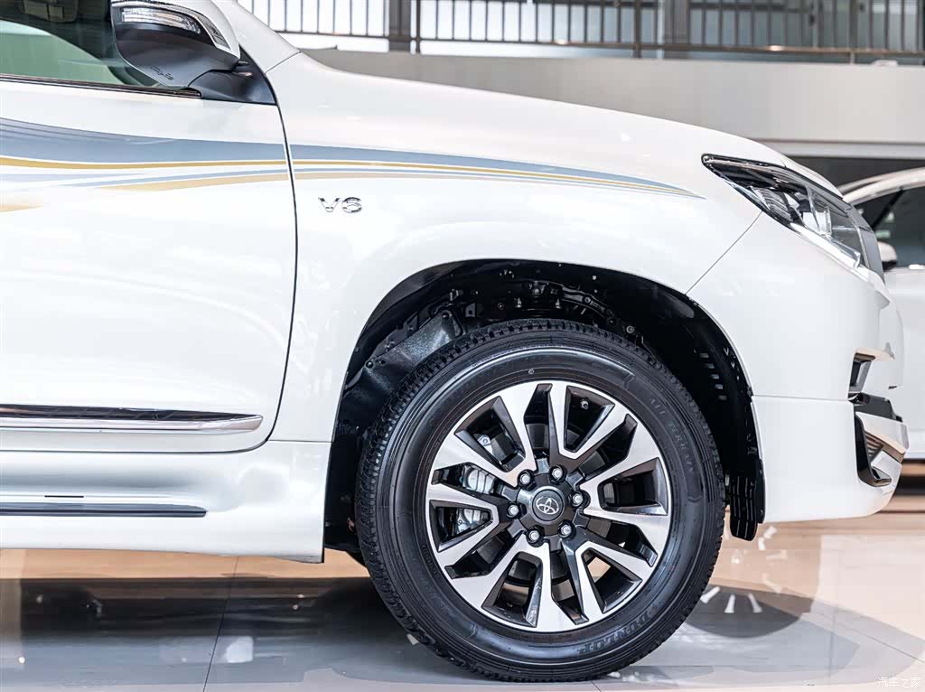Toyota Prado, 2026 все фото