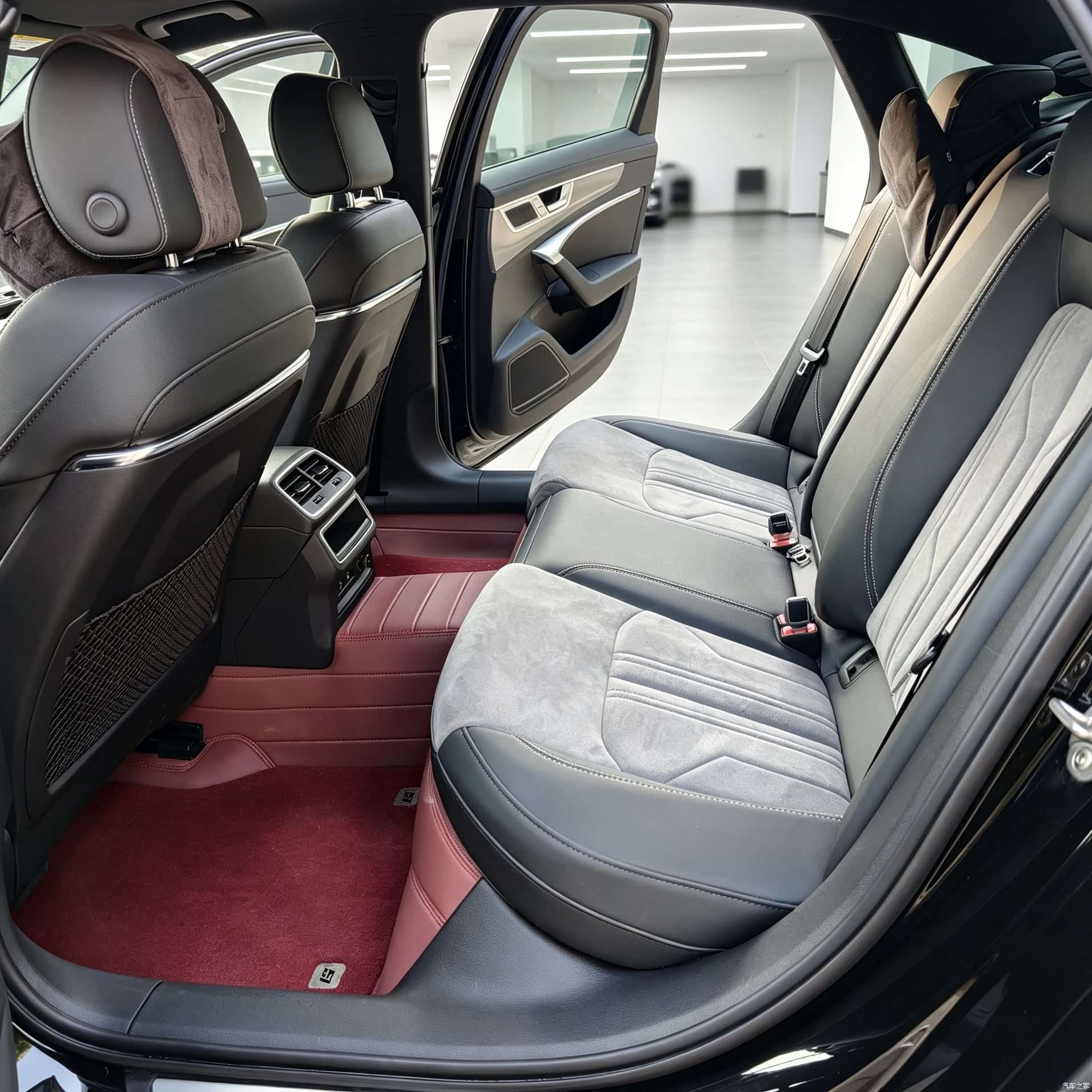 Audi A6L, 2023 12