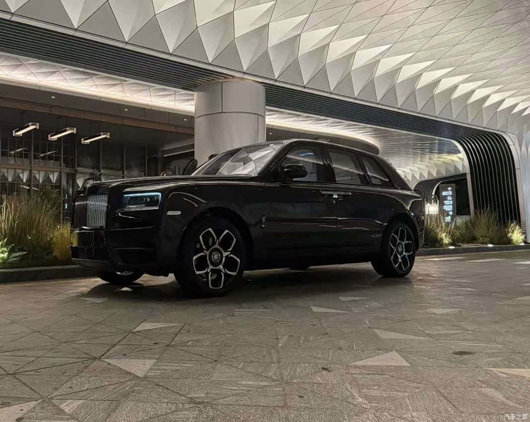 Rolls-Royce Cullinan, 2024 1