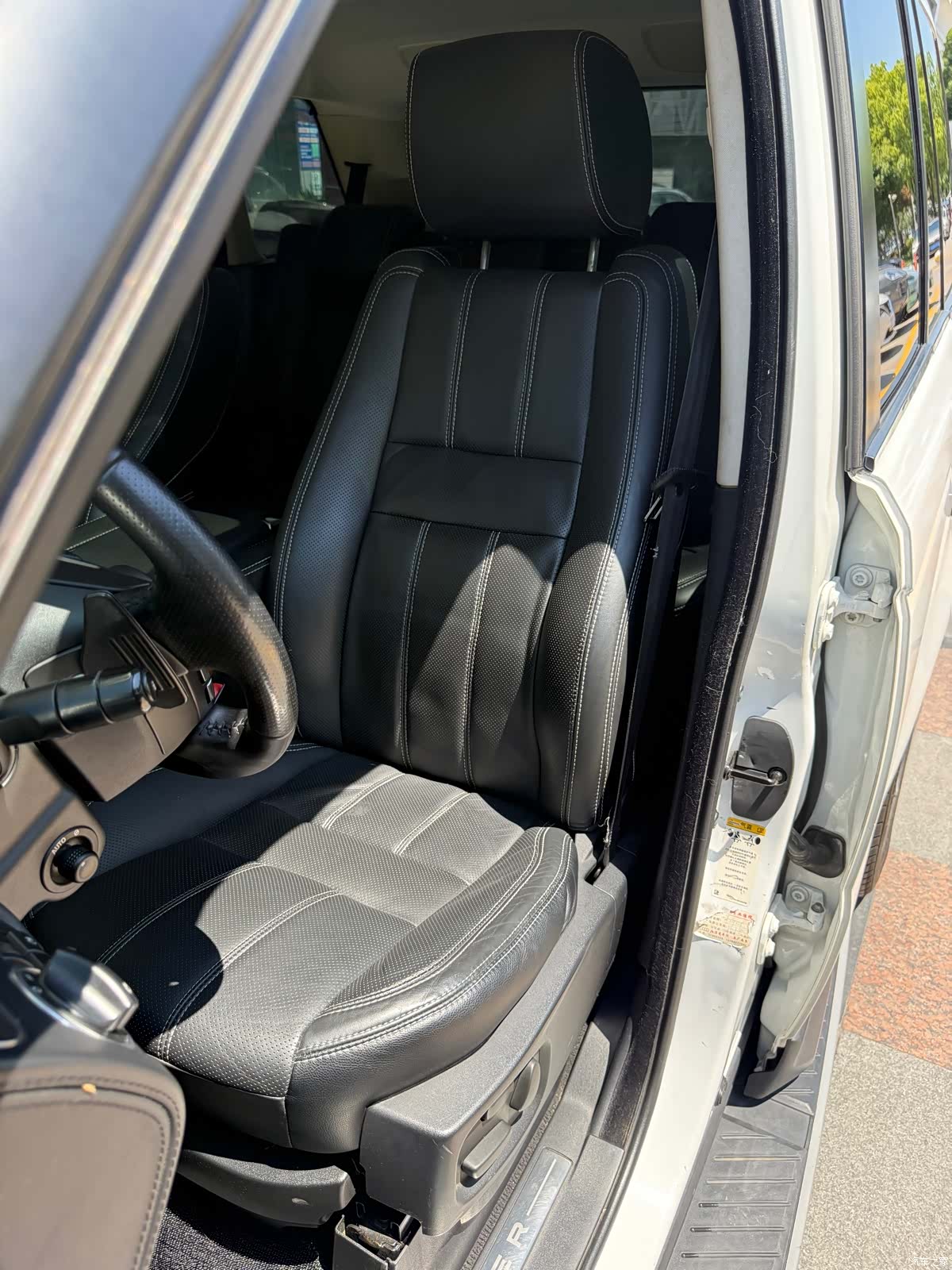 Land Rover Range Rover, 2011 9