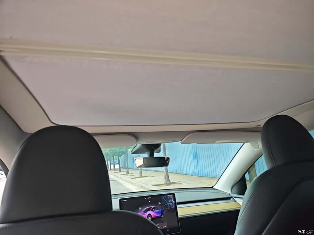 Tesla Model Y, 2022 18