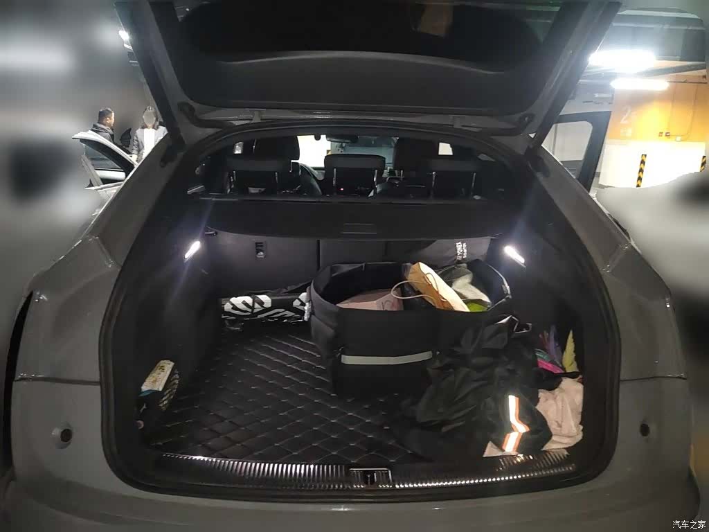 Audi Q5L, 2022 20