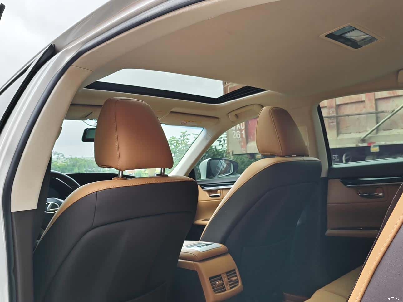 Lexus ES, 2017 7