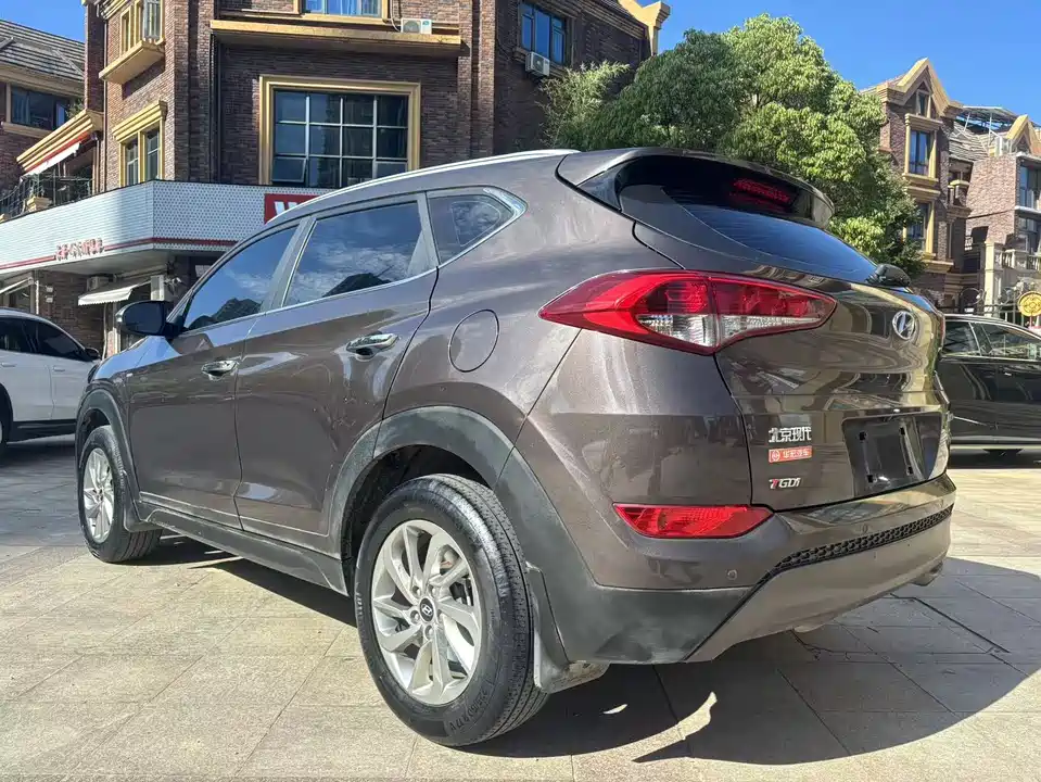 Hyundai Tucson