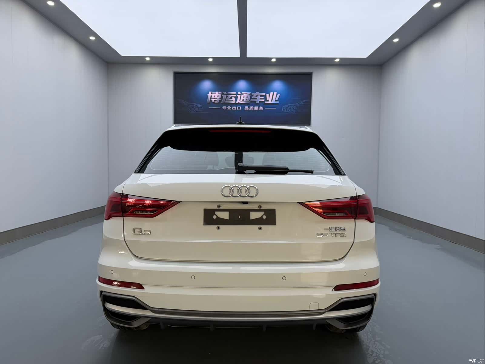 Audi Q3, 2022 все фото